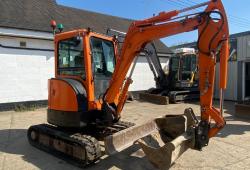 Excavator 1Ton  to 3.5 Ton