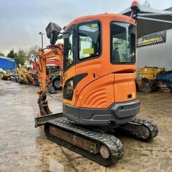 Doosan DX27Z