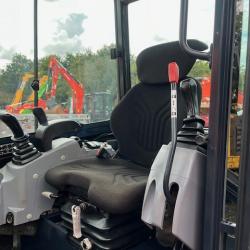 Kubota KX027-4