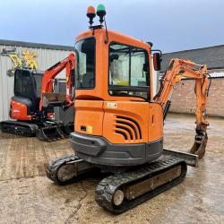 Doosan DX27Z