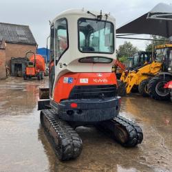 Kubota U25-3