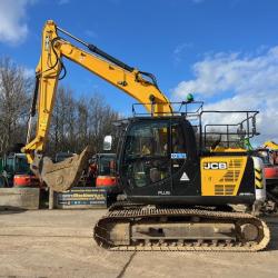 JCB JS130LC