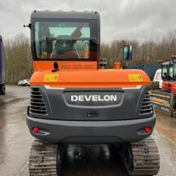 DEVELON DX60E