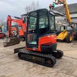 Kubota U27-4