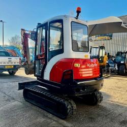 Kubota KX71-3